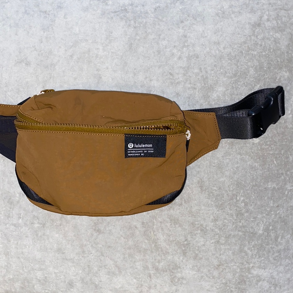 Lululemon Belt Bag